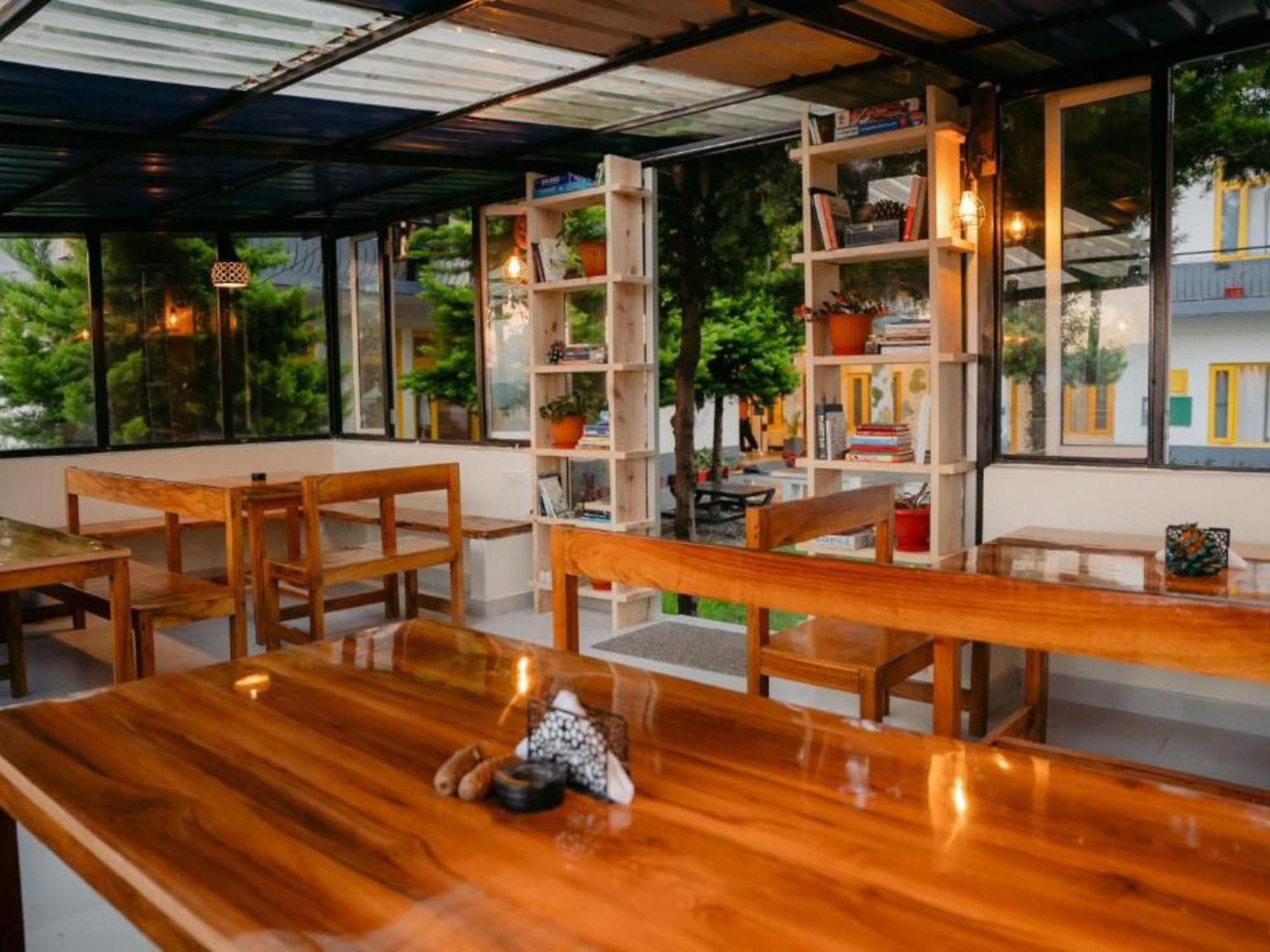 The Hosteller Bir Exterior foto